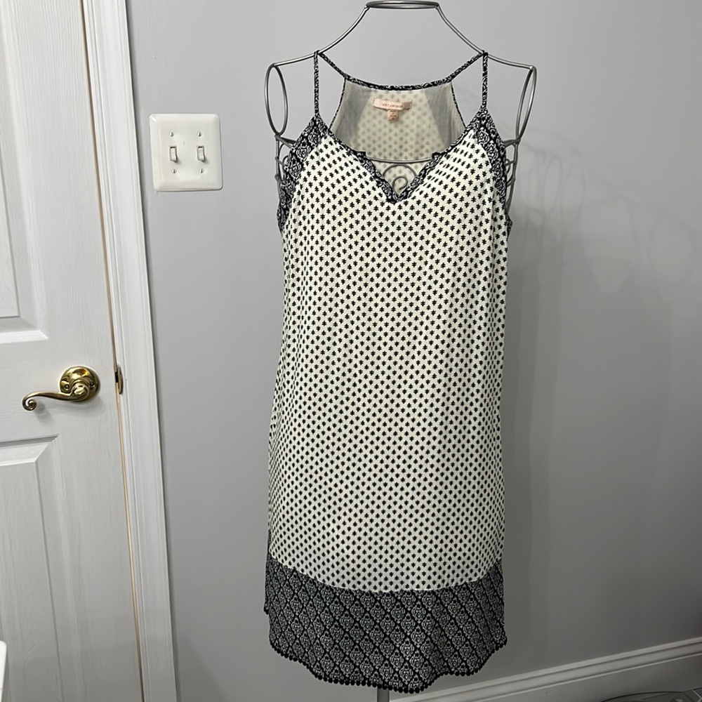 Pretty classy dress